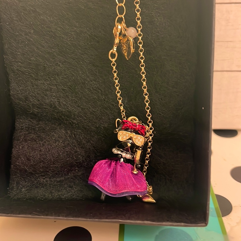 Betsey Johnson necklace cute pink  tutu
